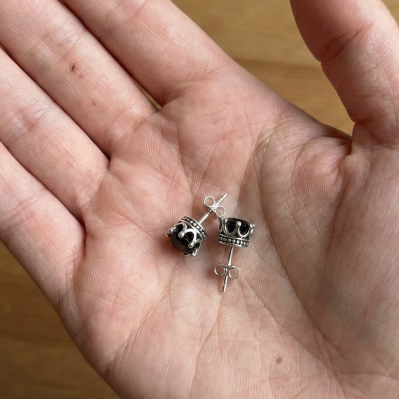 Midnight Crown: The Dazzling Black Gem Studs