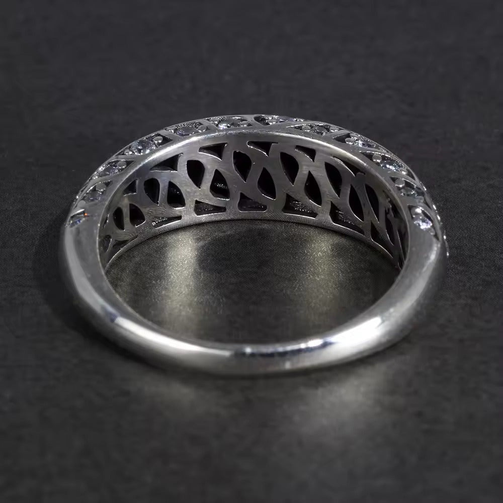 Veil of Stardust: The Silver Leaf Ring