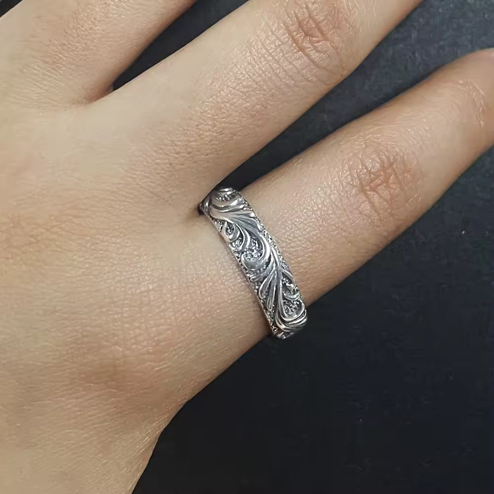 Mesmerizing Embrace: The Silver Filigree Ring