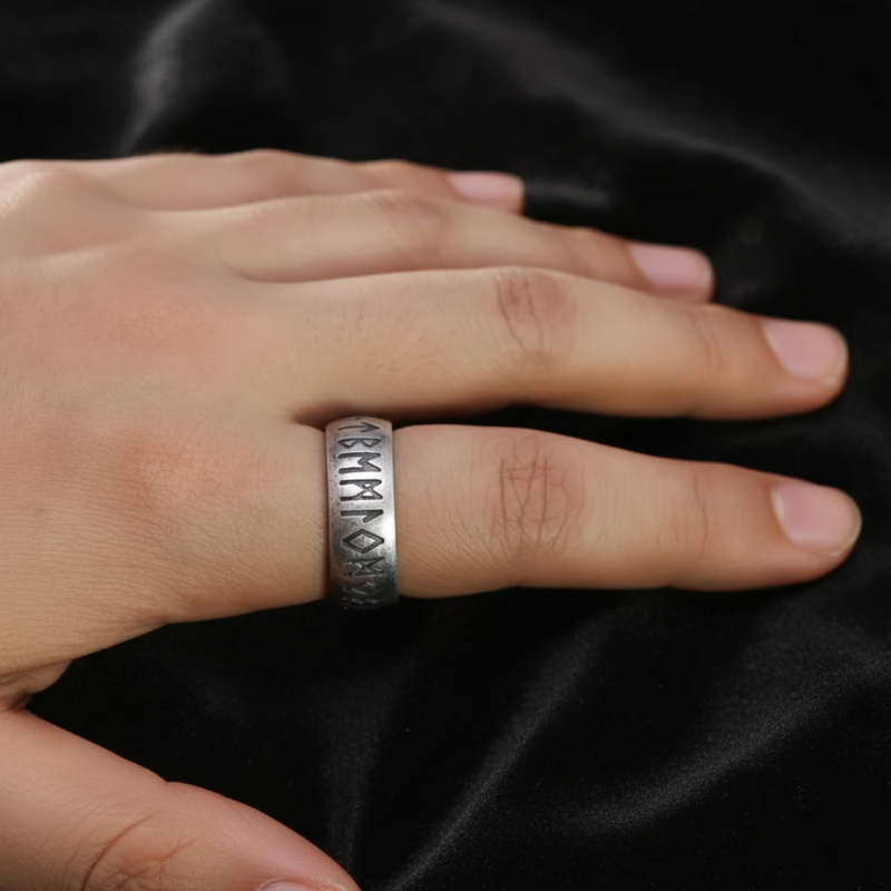 Runes of the Ancients: The Circle of Secrets Ring